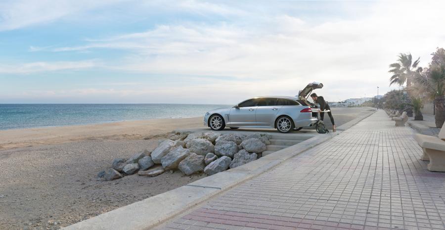  Jaguar XF Sportbrake 2012 года  (фото 55 из 63)